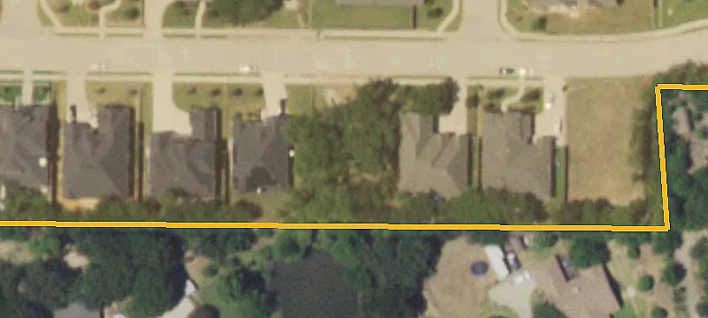 121 Chisholm Trl