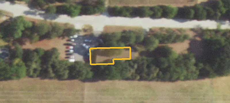 400 Woodland Dr