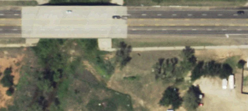 8600 Hwy 136
