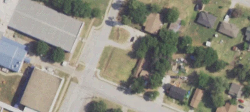306 2nd St