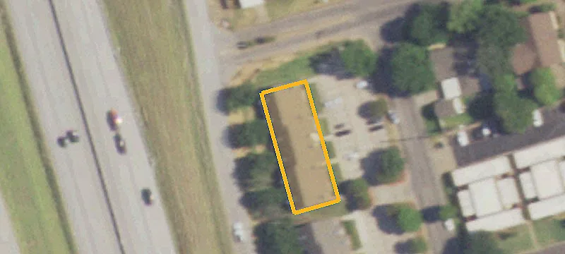4212 Interstate 35