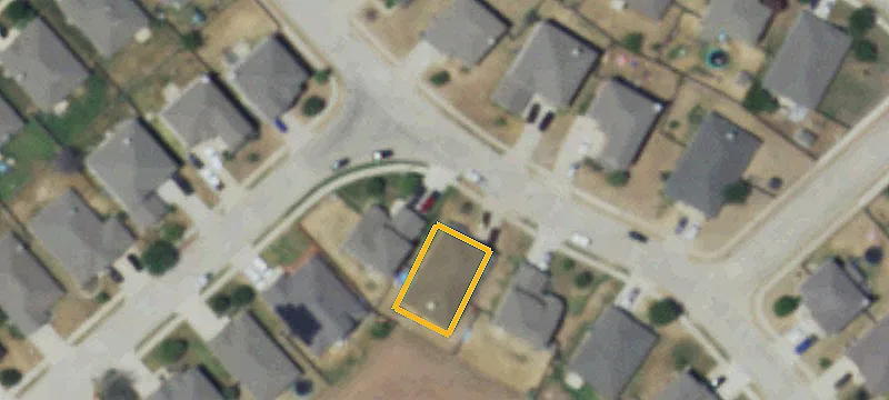 12401 Pinestraw Rd