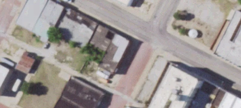 301 Main St