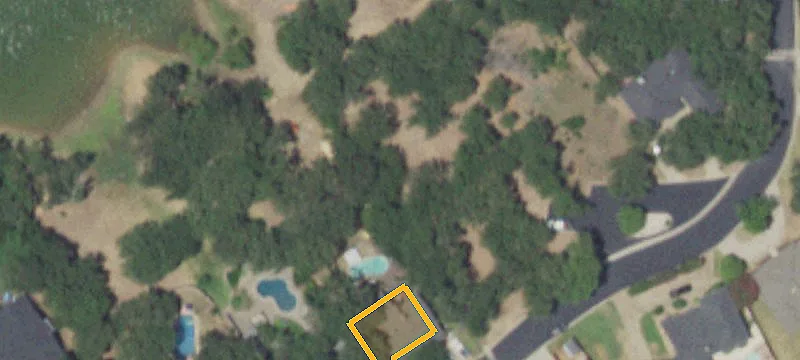 18 Royal Oaks Blvd