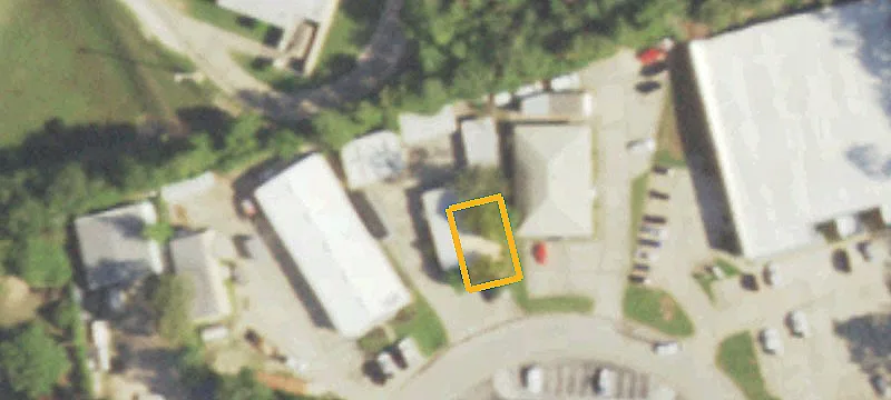 112 Commercial Cir