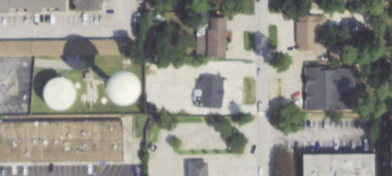 25135 Oakhurst Dr