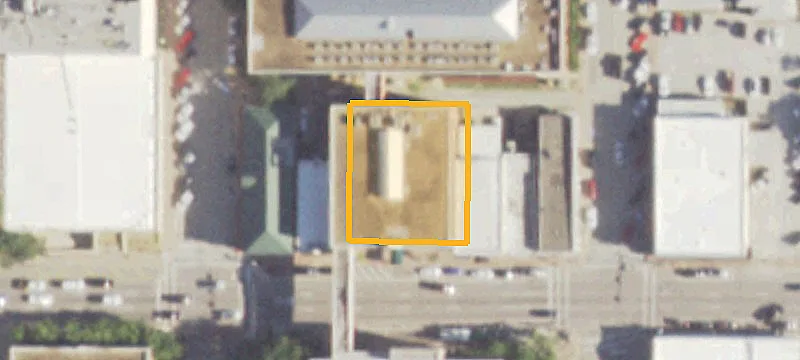 210 Davis St