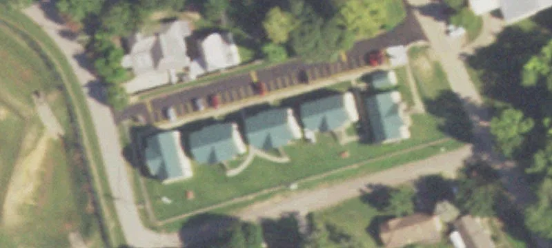 100 Lamar St