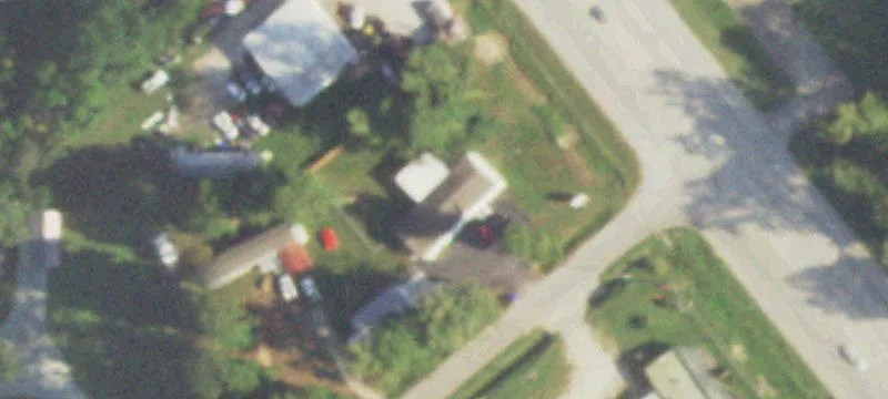 17555 Louis Ln