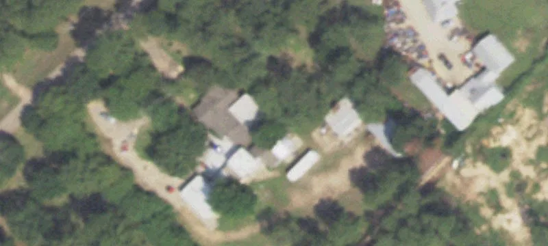 211th W Rollingwood St