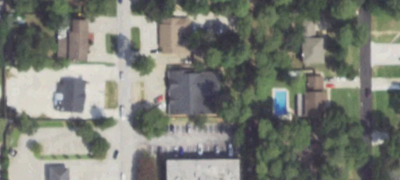 25134 Oakhurst Dr