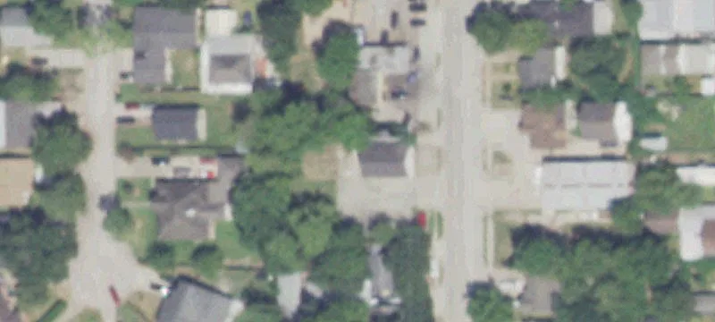 706 Shaver St