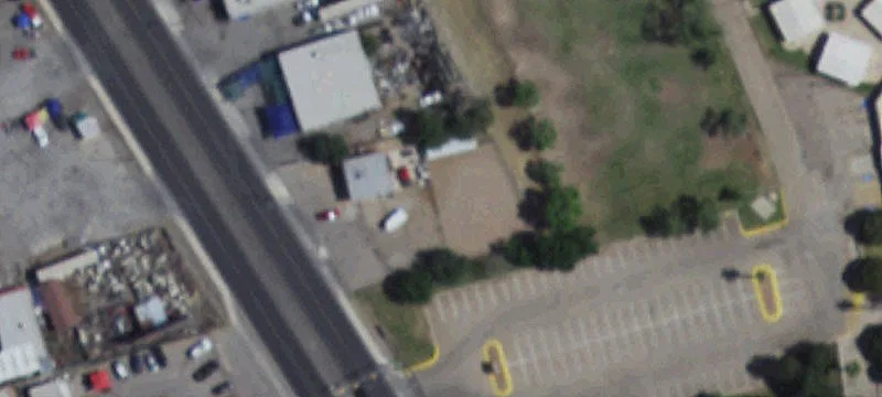 8423 Alameda Ave
