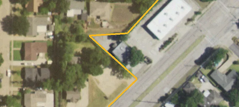333 Centerville Rd