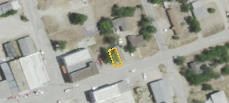 305 Main St
