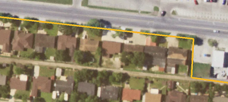 1504 Los Ebanos Blvd