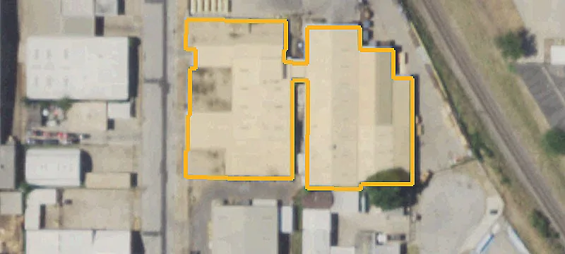 3001 Main St