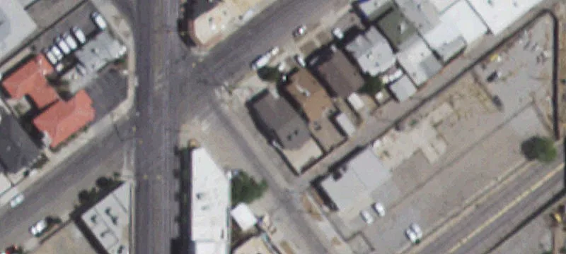 1900 Yandell Dr