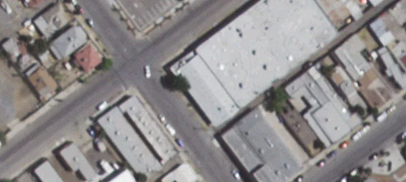 2000 Bassett Ave