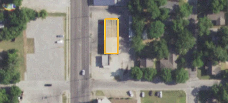 702 Grand Ave