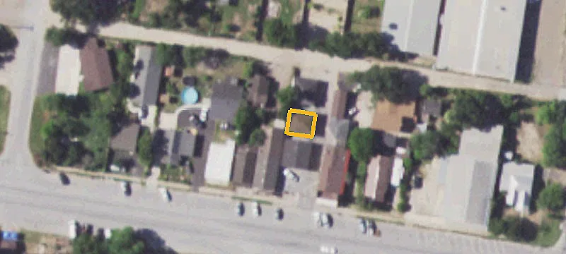 926 Acacia Ave