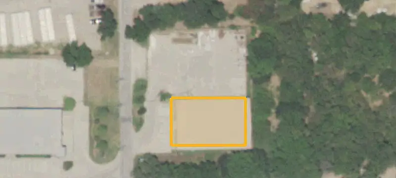 240 Gilbert Cir