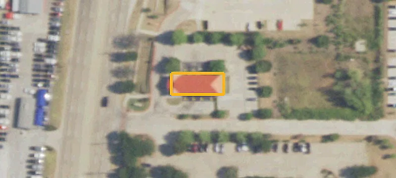 1175 Main St