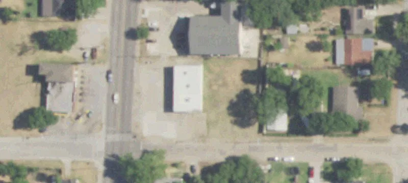 702 Macarthur Blvd