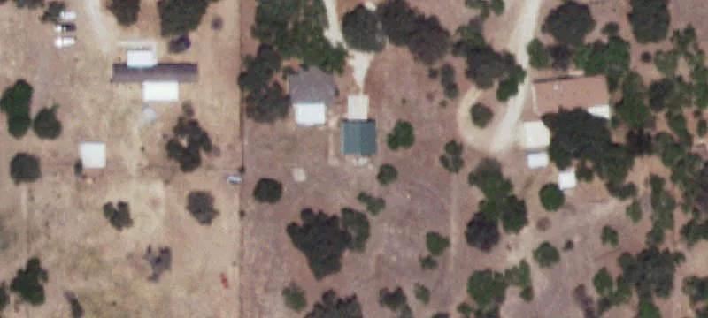 310 Sara Ln
