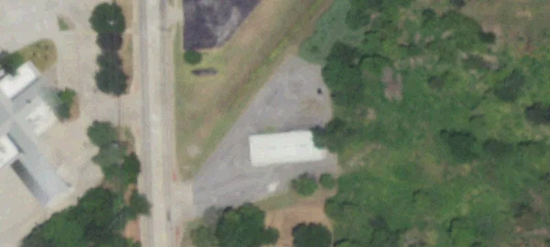 2135 Loy Lk Rd