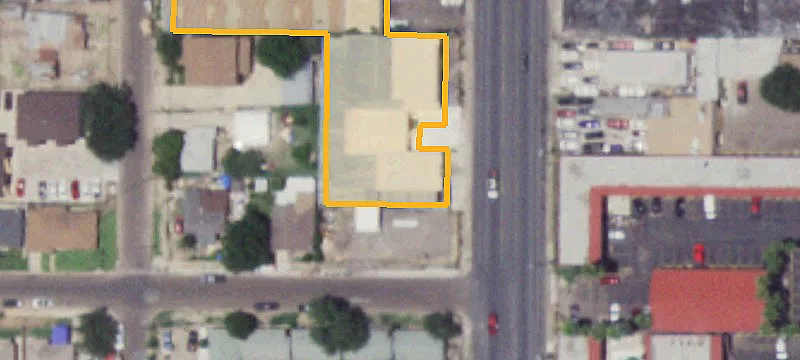 3704 San Bernardo Ave