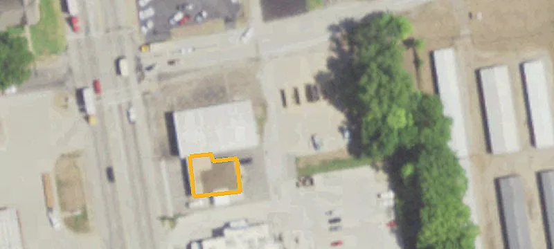 304 Main St
