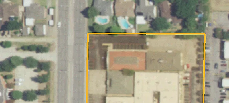 1220 Josey Ln
