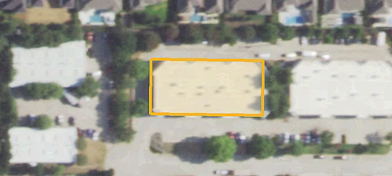 2100 Greenwood Dr