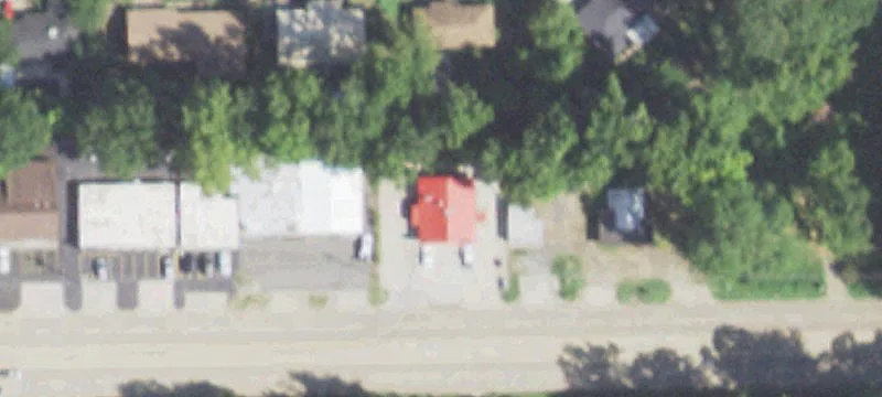 407 Pinecrest Dr