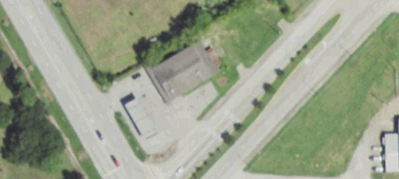 4453 Main St
