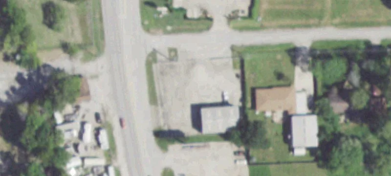 1403 Main St