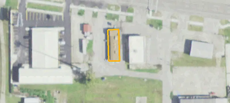 2305 Macarthur Dr