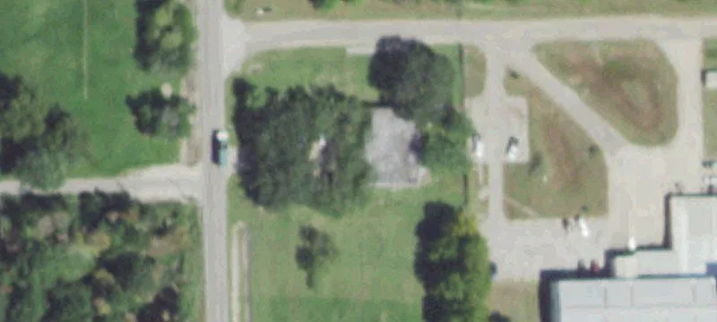 2421 Roy Rd