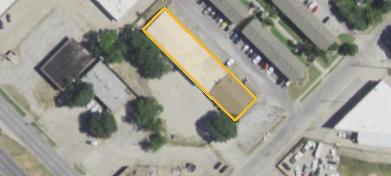 2909 Live Oak Dr