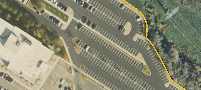 698 Shields Ln