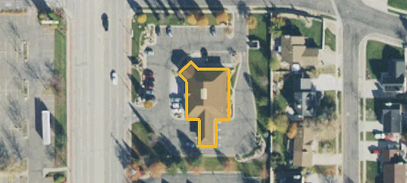 6761 Redwood Rd
