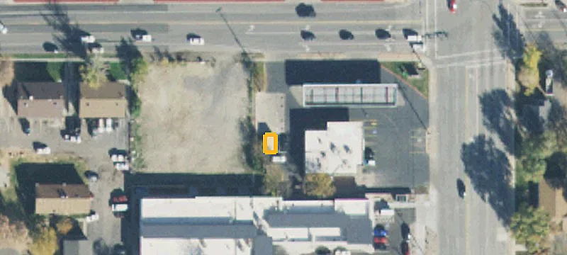 2508 Redwood Rd