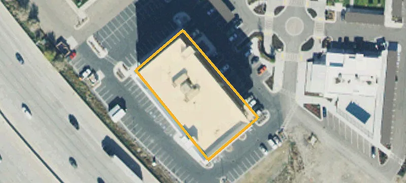 300 1350th 4th E Fl, Unit 4