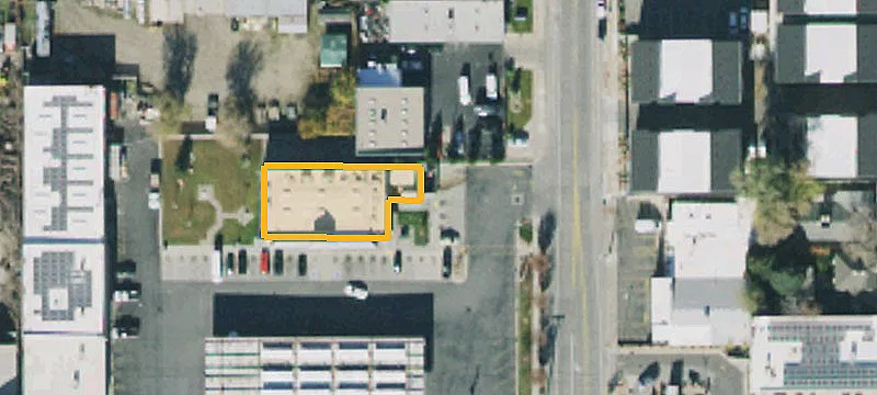 3252 Temple