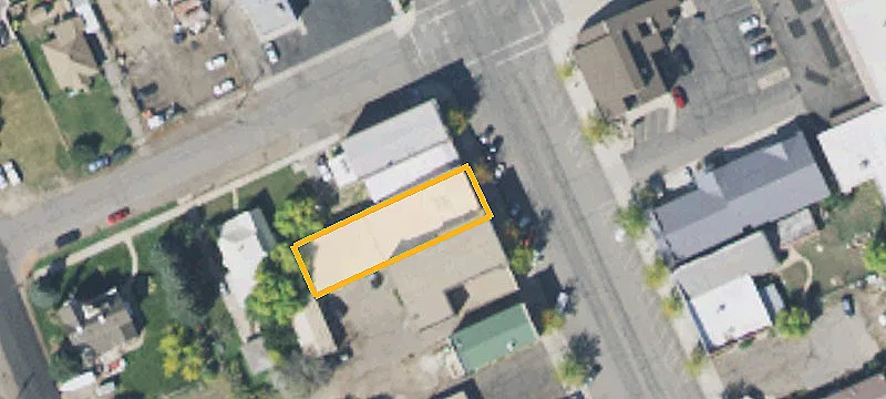 12 Main St