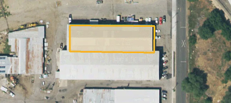 320 Main St