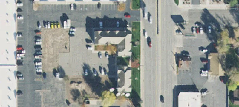 2708 Redwood Rd, Unit 103