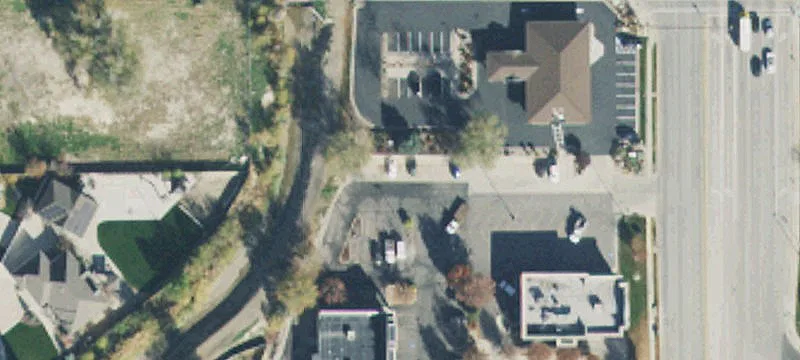 10452 Redwood Rd