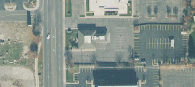 1115 800th E